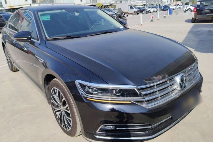 Used Volkswagen Phideon 2019 380TSI Two-Wheel Drive Business Edition China VI Standard
