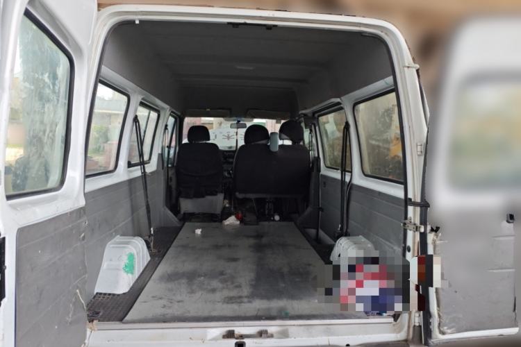 Used Ford Classic Transit 2016 2.8T Diesel Short-Wheelbase 6-Seater Mid-Roof Multifunction Vehicle JX493ZLQ4 Trunk