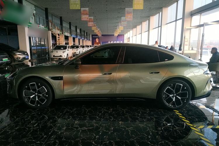 Used Xiaomi Auto SU7 2024 Rear-Drive Long-Range Intelligent Driving Version
