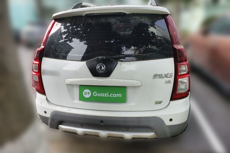 Used FORTHING Joyear X5 2013 1.6L Manual Luxury Model China IV Standard
