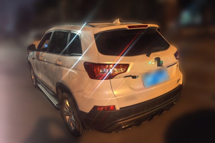 Used Changan CS75 2017 Shangkui Edition 1.5T Manual Fengxiang Model
