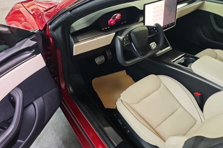 Used Tesla Model S 2023 Three-Motor All-Wheel-Drive Plaid Version
