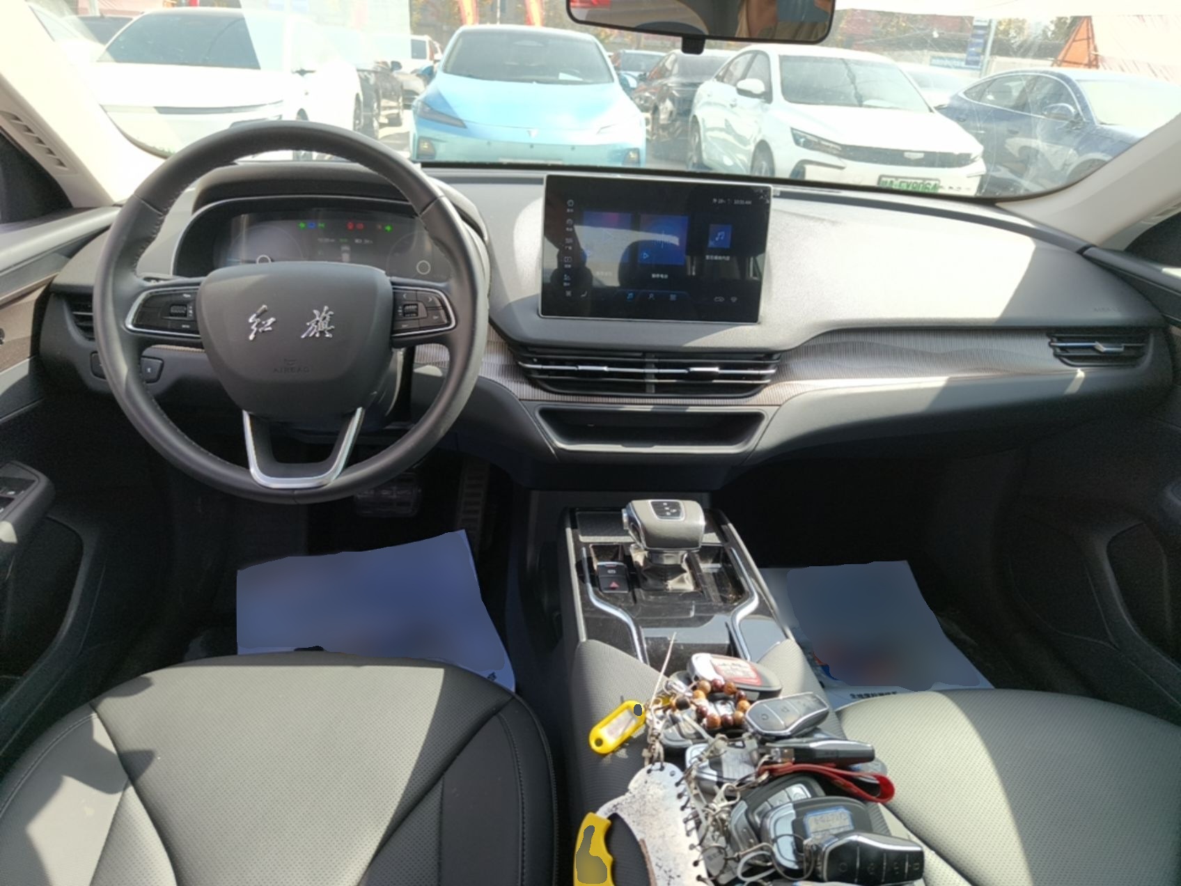 Hongqi E-QM5 2023 Revised Version Basic Travel Edition — снимка 12