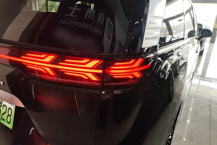 Used Denza D9 2024 DM-i 980 Four-Wheel Drive Prestige Model