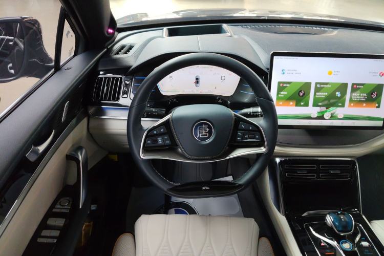 Used BYD Tang New Energy 2022 DM-p 215KM Four-Wheel Drive Flagship Model Steering Wheel