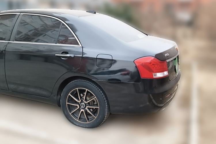 Used Geely Auto EC8 2015 2.0L Manual Elite Edition