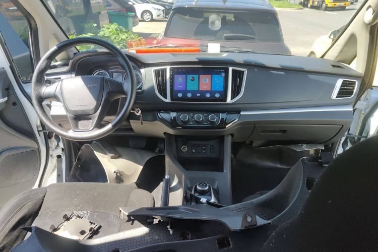 Used FORTHING Lingzhi M5 2022 Standard Version Base Model 7 Seats
