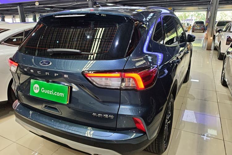 Used Ford Escape 2024 EcoBoost 245 Two-Wheel-Drive Comfort Edition
