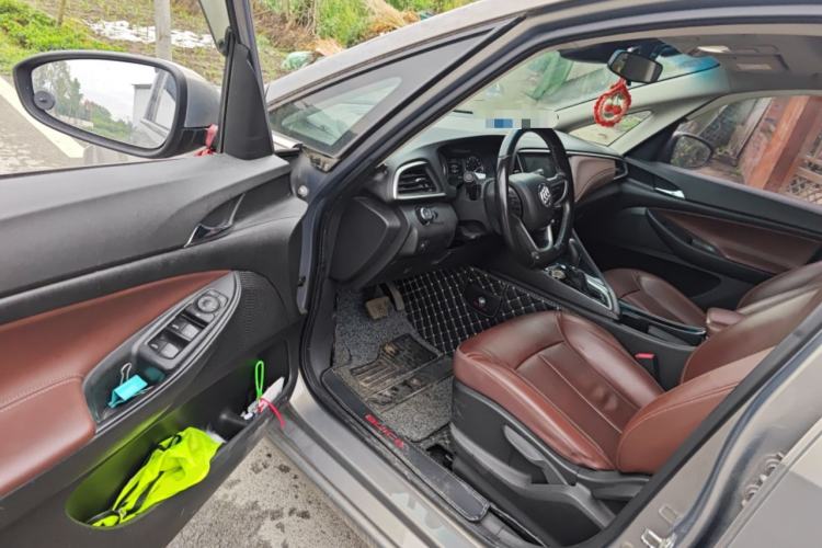 Used Buick GL6 2018 18T 6-Seater Luxury Model Driver Seat