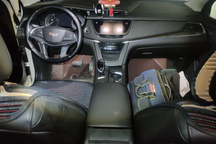 Used Cadillac XT5 2018 25T Luxury Model
