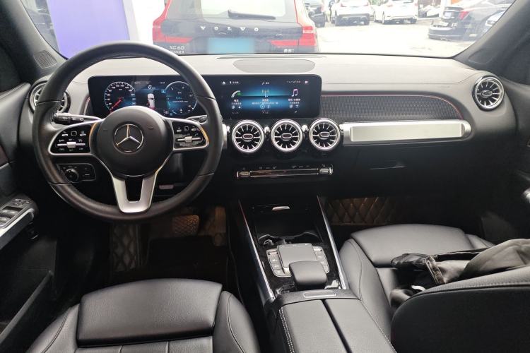 Used Mercedes-Benz GLB 2022 Updated GLB 200 Fashion Edition