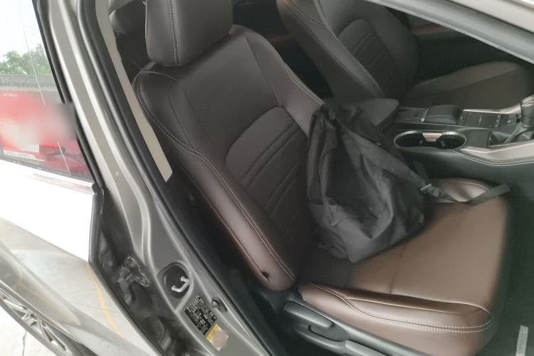 Used Lexus NX 2017 200 Front-Wheel-Drive X-Trail SE Edition
