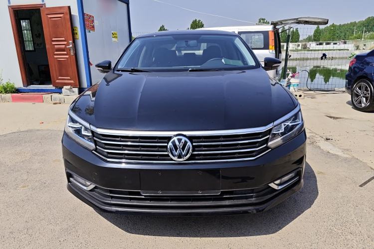 Used Volkswagen Passat 2017 280TSI DSG Luxury Edition Front