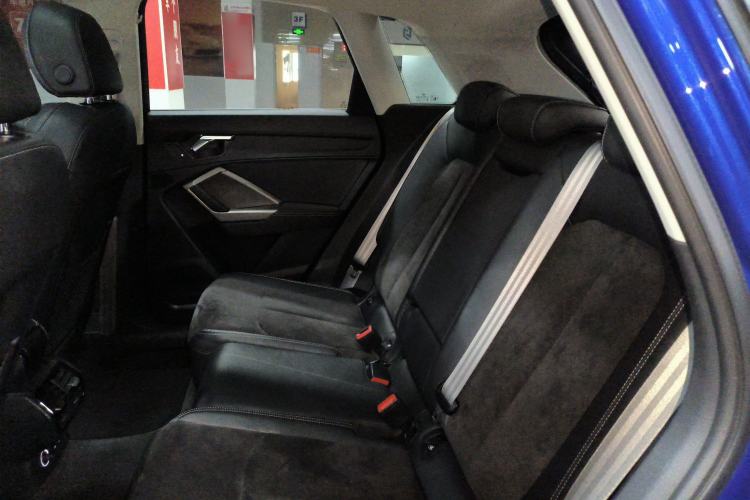 Used Audi Q3 2019 35 TFSI Fashion Dynamic Model
