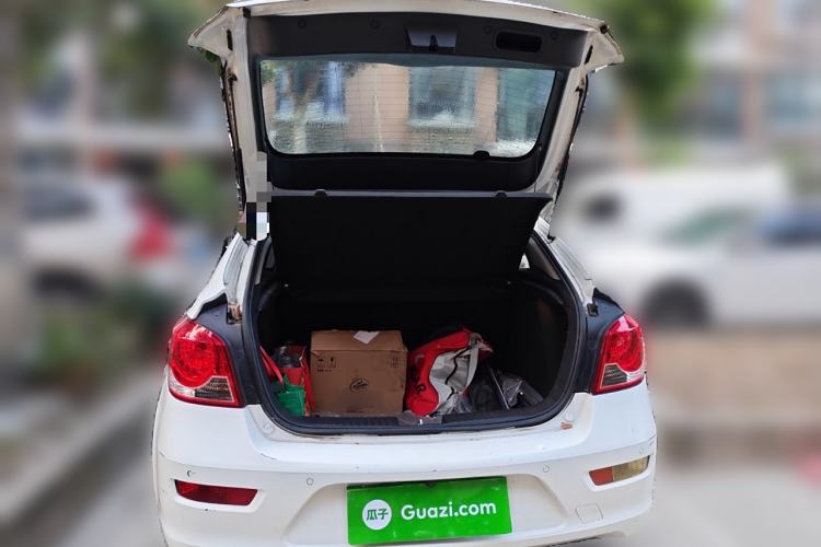 Used Chevrolet Cruze 2013 Hatchback 1.6T Automatic Flagship Model