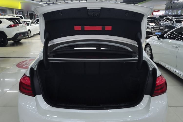 Used BMW 3 Series 2019 320Li Fashion Model