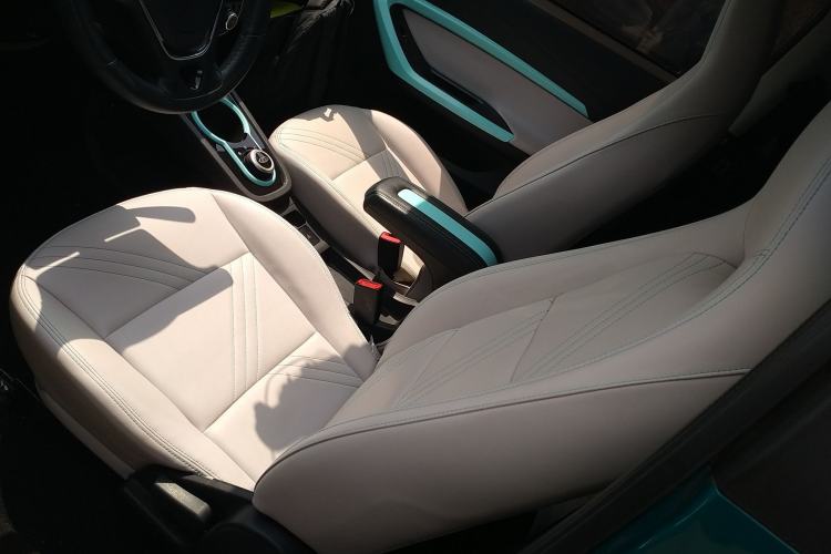 Used Chery QQ Little Ant 2021 200 000-Yuan Ant Fan Edition Talent Version NMC Battery 301 km Left Front Seat