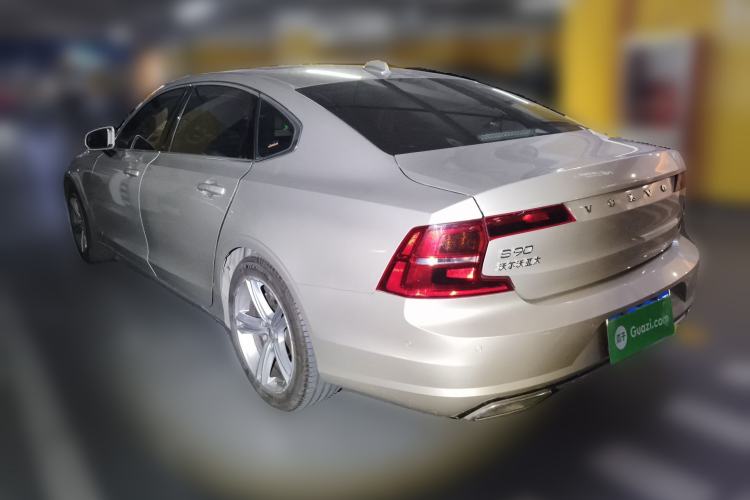 Used Volvo S90 2018 T4 Zhiyuan Edition