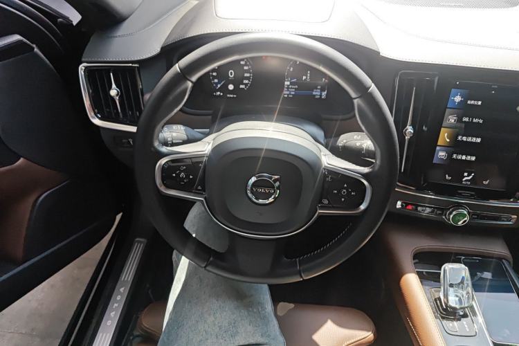 Used Volvo S90 2021 B5 Zhiyuan Luxury Edition

