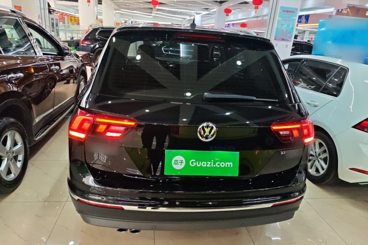 Used Volkswagen Tiguan L 2019 Updated Version 330TSI Automatic Two-Wheel Drive Panoramic Comfort Edition China VI Standard Rear
