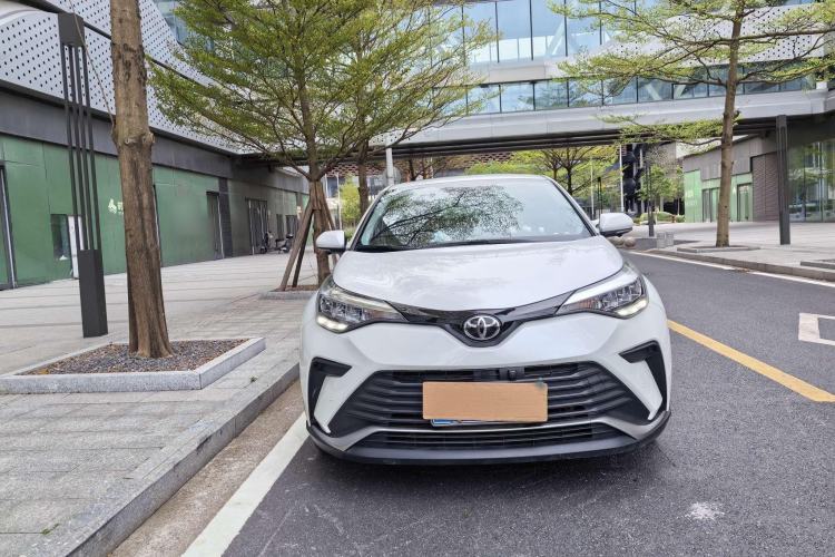 Used Toyota IZOA 2022 2.0L Yixing Version