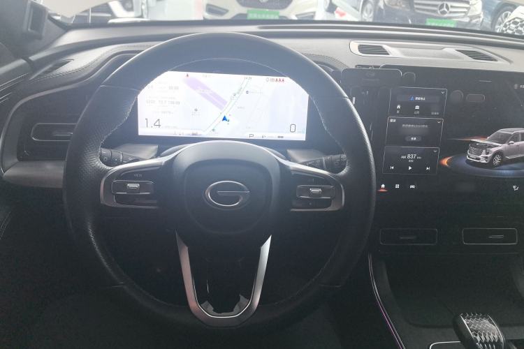 Used GAC Trumpchi GS8 2022 Linghang Series 2.0 TGDI Two-Wheel-Drive Luxury Smart Connectivity Version (7 Seats)
