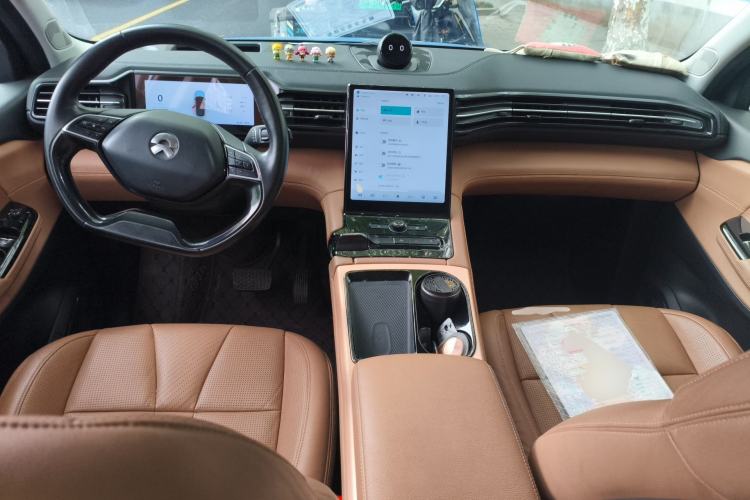 Used Nio ES8 2018 355 km Base Version 7-Seater Edition Center Console