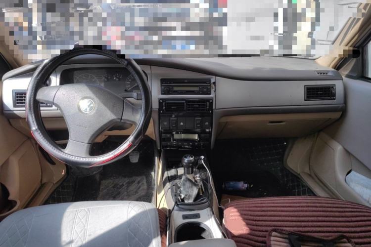 Used Volkswagen Santana Vista 2008 1.8L Manual Comfort Edition Center Console