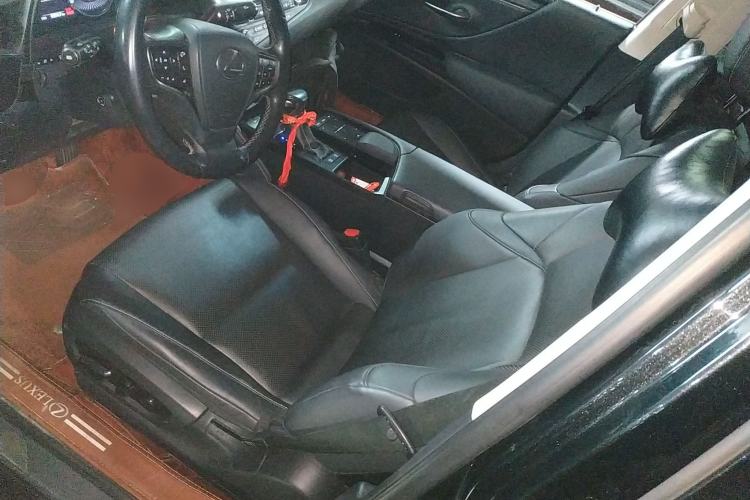 Used Lexus ES 2020 200 Excellence Edition