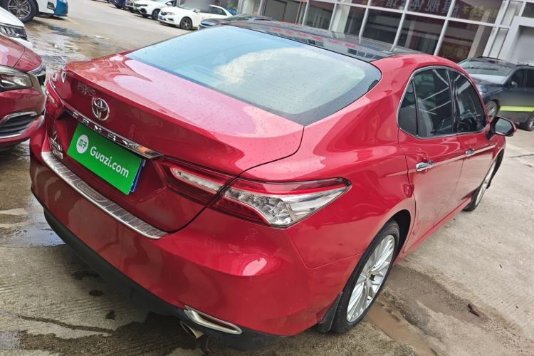 Used Toyota Camry 2018 2.5G Luxury Edition Rear Right 45 Deg