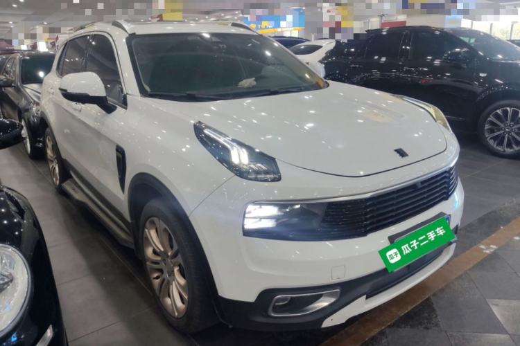 Used Lynk & Co 01 2017 2.0T Two-Wheel Drive Pro Edition Front Right 45 Deg