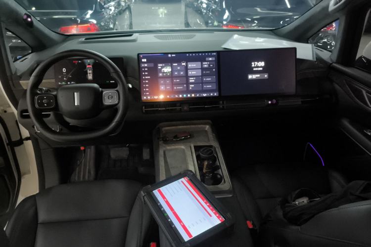 Used Wey Gaoshan 2025 Four-Wheel Drive Alpine 8
