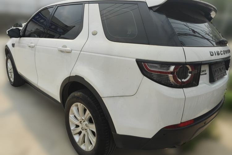 Used Land Rover Discovery Sport 2016 2.0T SE Rear Left 45 Deg
