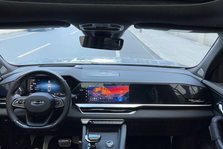 Used Geely Auto Monjaro L 2024 2.0TD High-Power Automatic Two-Wheel Drive Skyline Edition