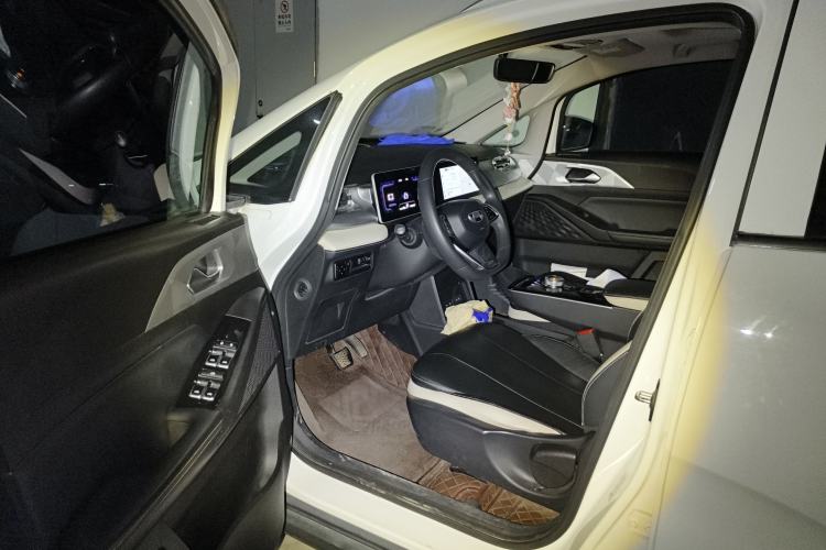 Used Geometry E Firefly 2023 401KM Linglong Tiger 5-Seater