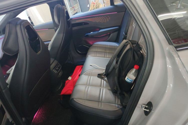 Used Hongqi EH7 2024 760 Pro+ Four-Wheel Drive Version Left Rear Seat