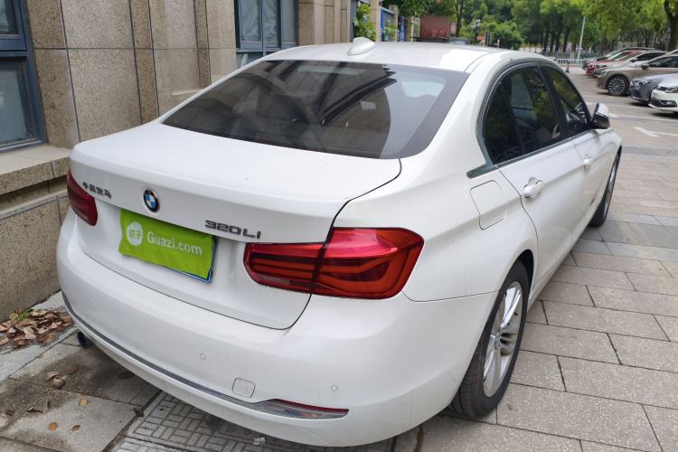 Used BMW 3 Series 2016 320Li Fashion Model Rear Right 45 Deg