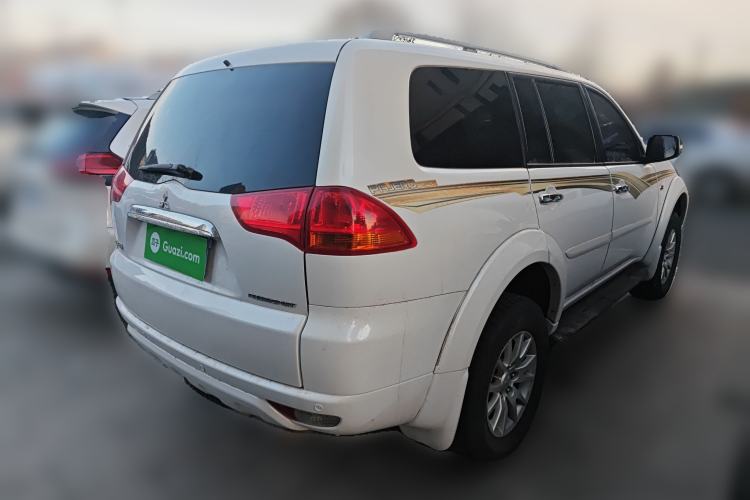 Used Mitsubishi Pajero Sport 2013 3.0L Automatic 4x4 Flagship Edition Rear Right 45 Deg