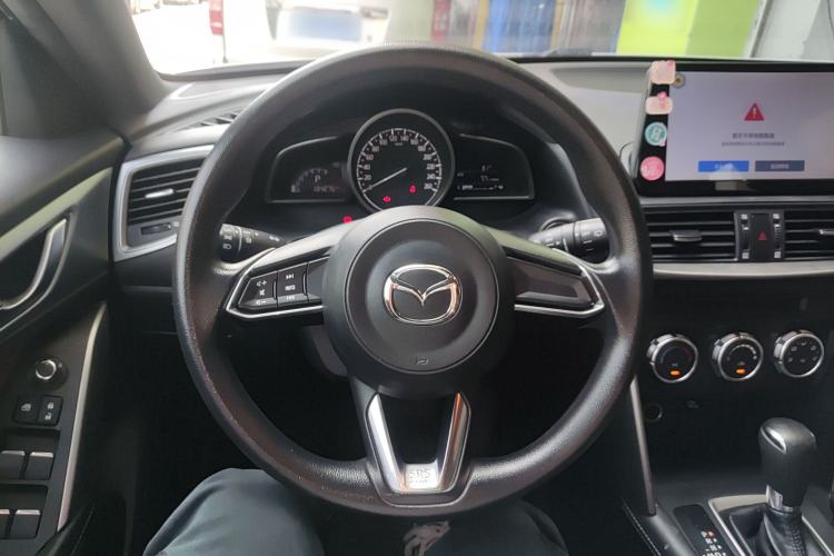 Used Mazda CX-4 2018 2.0L Automatic Two-Wheel Drive Blue Sky Dynamic Version China VI Standard
