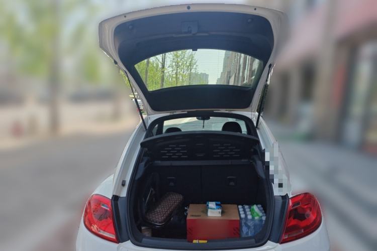 Used Volkswagen Beetle 2013 1.2TSI Fashion Edition Trunk