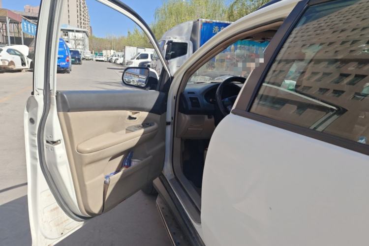 Used BYD S6 2011 2.0L Manual Luxury Version