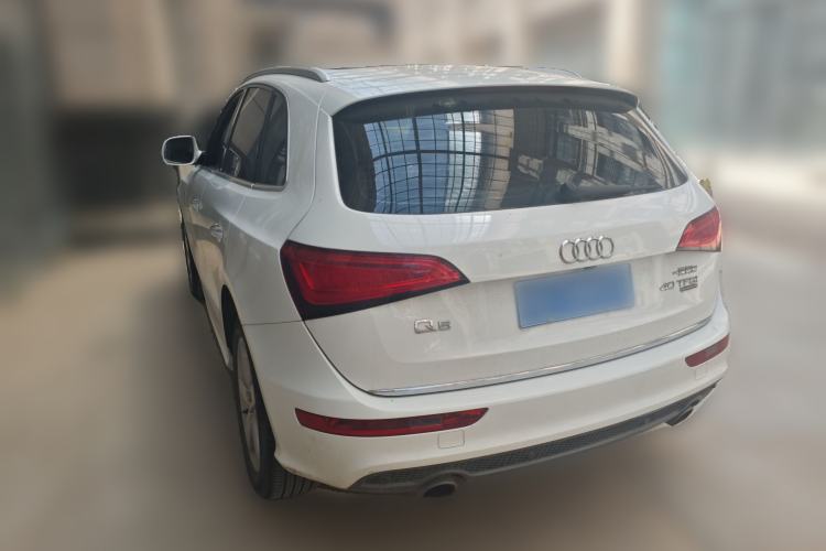 Used Audi Q5 2017 Plus 40 TFSI Ambition Model Rear Left 45 Deg