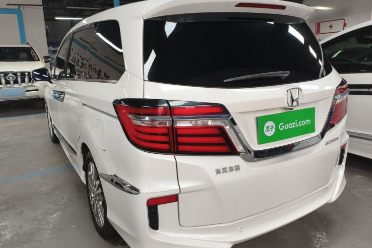 Used Honda Elysion 2016 2.4L Luxury Edition
