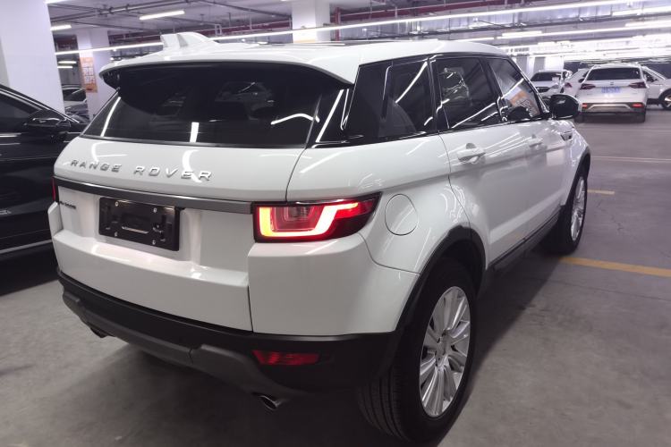 Used Land Rover Range Evoque 2018 240 PS SE Smart Brilliance Edition Rear Right 45 Deg