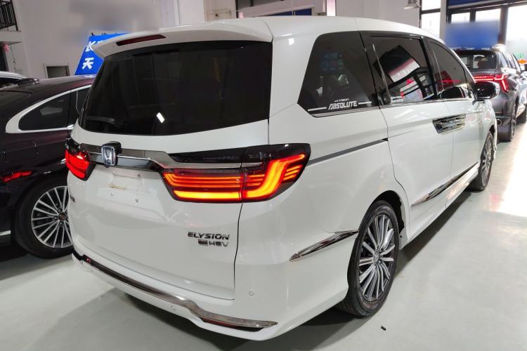 Used Honda Elysion 2022 2.0L eHEV Luxury First Edition