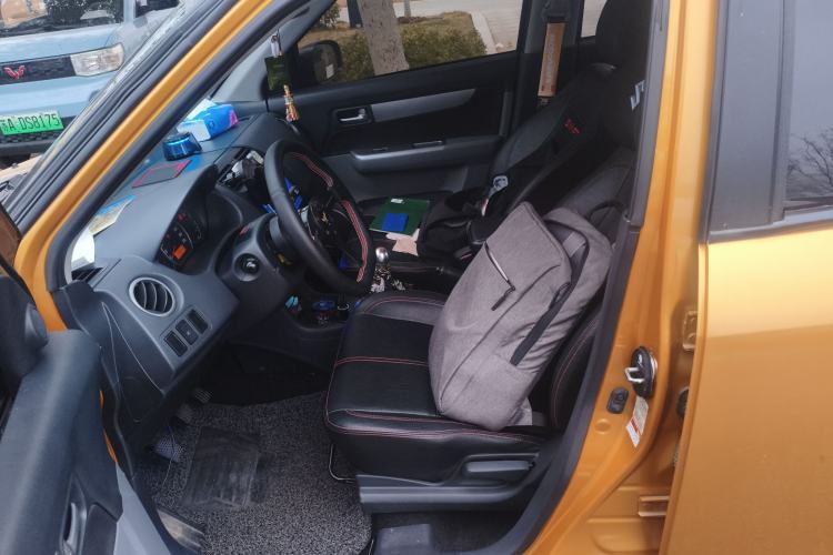 Used Suzuki Swift 2015 1.5L Manual Limited Edition Left Front Seat