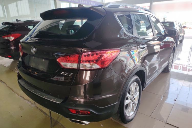 Used Dongfeng Aeolus AX7 2015 2.0L Automatic Zhiyi Trim
