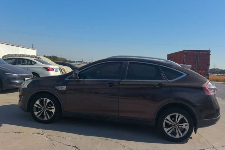 Used Luxgen U6 SUV 2014 1.8T ZhiZun Model