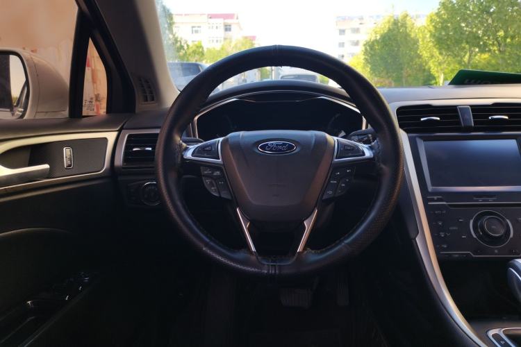 Used Ford Mondeo 2013 2.0L GTDi 200 Fashion Edition
