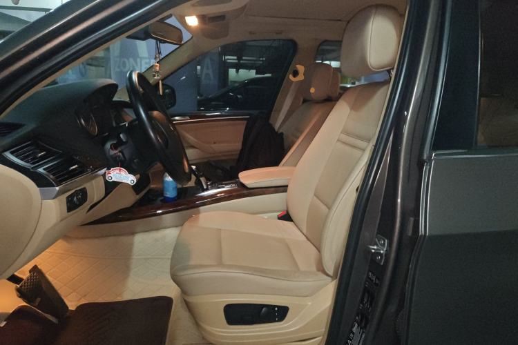 Used BMW X5 2011 xDrive35i Leading Model
